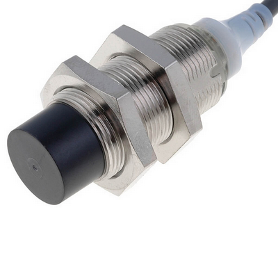 Omron Inductive Sensor, Rice-Nicel, Short Body, M18, Dislocated Head, 16mm, DC, 3 Cable, PNP-NK, 2M cable 4536854917981