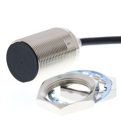Omron Proximity Sensor, Inductive, Nickel-Brass, Short Body, M30, Shielded, 22 mm, DC, 3-Wire, PNP No, IO-Link Com3, 2 M PREWIED 4549734480987