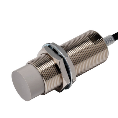 Omron Proximity Sensor, Inductive, Nickel-Brass Long Body, M30, Ordhielded, 30 mm, DC, 3-Wire, PNP No, IO-Link Com3, 2 M PREWIED 4549734482103