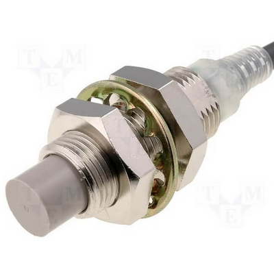 Omron Inductive Sensor, M12, Dislocated Head, 8mm, DC, 2 cables, Na, 2M cable 4547648406239