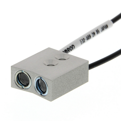 Omron Fiber Optic Sensor, Limited Reflection, 15 to 38mm, 2M cable 4547648093569