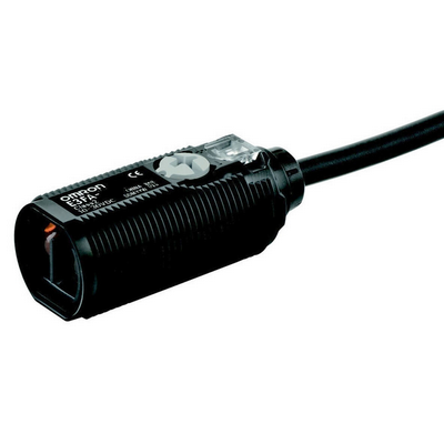 OMRON Fotoelektrik sensör, M18  kırmızı LED, reflektörlü, 0.1-4m, PNP, L-ON/D-ON seçilebilir, 5m kablo 4548583595576