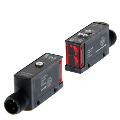 Omron Photolelectric Sensor, Mutual, 7M, DC, 3-Wire, NPN, Horizontal, M12 Plug-in 4536853282271