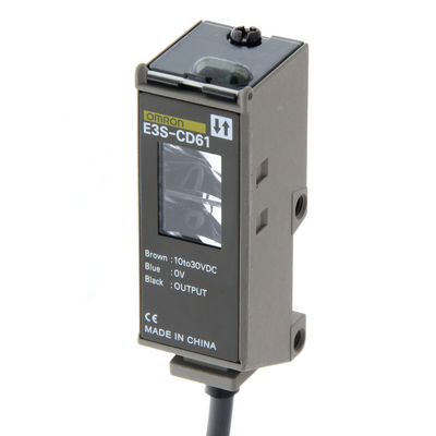 OMRON Fotoelektrik sensör, cisimden yansımalı, 2m, DC, 3 telli, NPN/PNP, dikey, 0,3 m kablo M12 konnektörlü 4547648357401