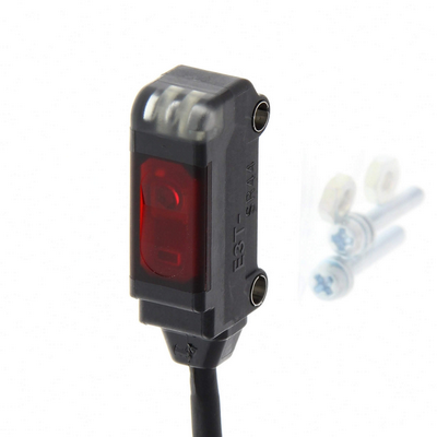 Omron photoelectric sensor, reflector, miniature, 200mm, npn, L-on, 2m cable, 4547648590389
