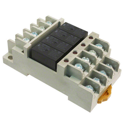 Omron Terminal Relay, DIN Rail/Surface Mounting, 4x SPDT, 5 A, 24 VDC 4536853464776
