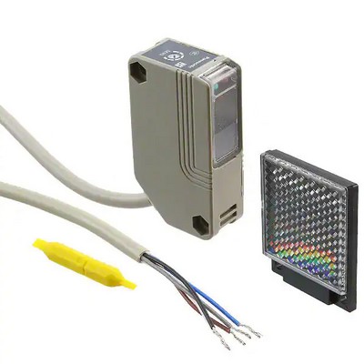 Panasonic compact multiple voltage photoelectric sensor NX5 -prvm5a